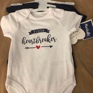 Baby boy 2 pack onesie short sleeve 0-3M